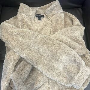 Cozy Sherpa Jacket with side pockets